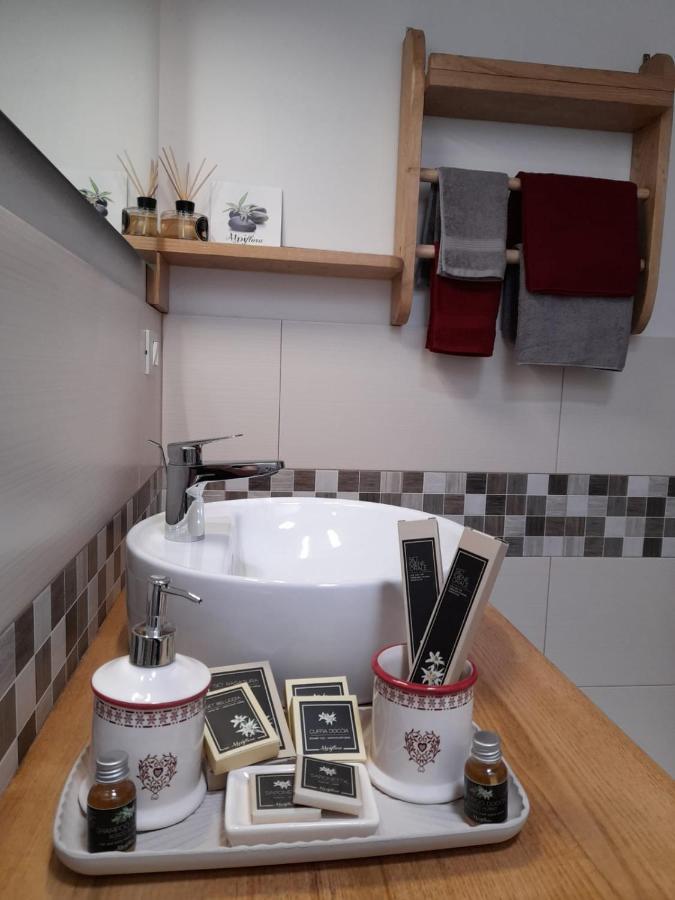 Bed & Breakfast La Crotta Pont-Saint-Martin Buitenkant foto