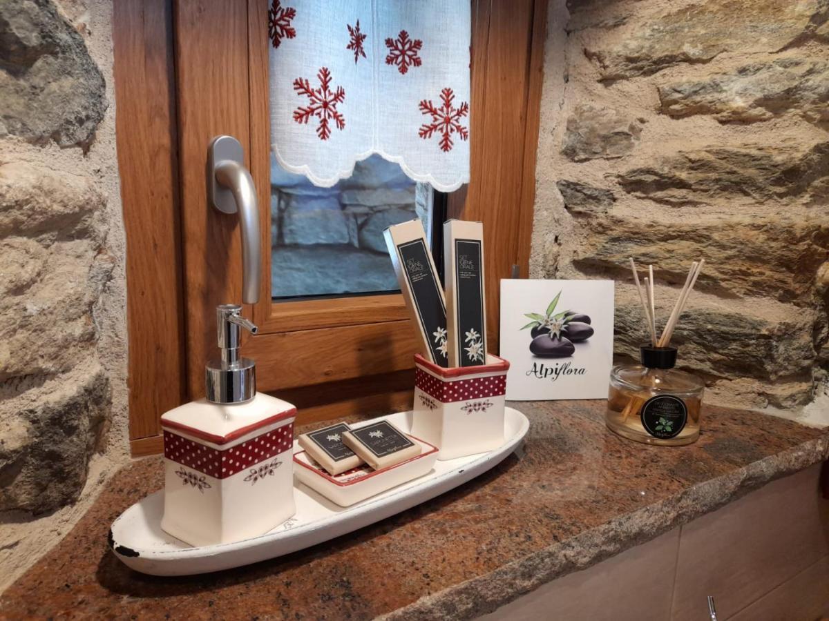 Bed & Breakfast La Crotta Pont-Saint-Martin Buitenkant foto