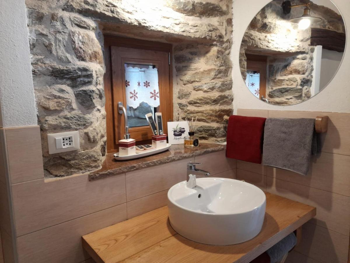 Bed & Breakfast La Crotta Pont-Saint-Martin Buitenkant foto